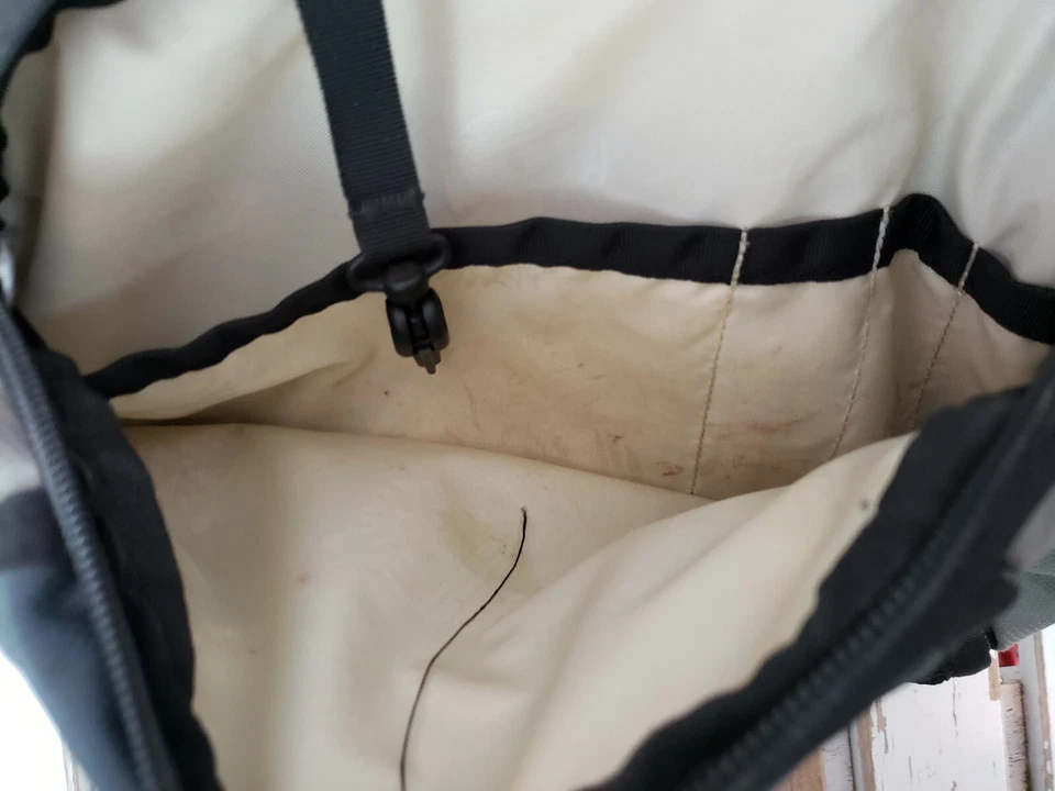 Timberland Womens Fanny Pack Bag Satchel Small Size Bag Grey Blue Straps - Image 3 of 4