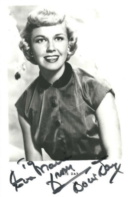 DORIS DAY Original Autogramm signierte Netter Postkarte Top Portrait