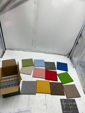 Boîte de 26 carrés de tapis Matace tapis résidentiel support antidérapant 5" x 5"