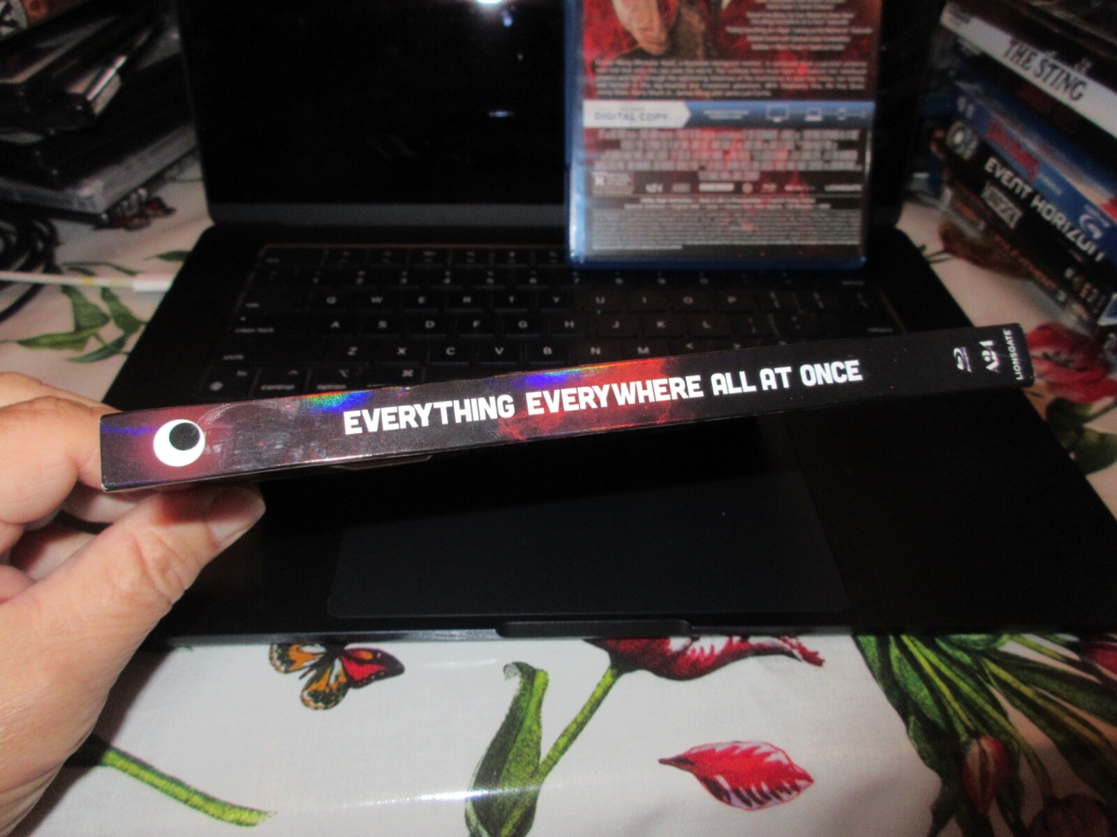 Everything Everywhere All at Once (Blu-Ray, 2022) w/ OOP Slipcover A24 Sci-Fi