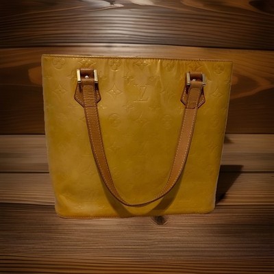 Auth LOUIS VUITTON Monogram Vernis Yellow Houston Shoulder Bag LW1909