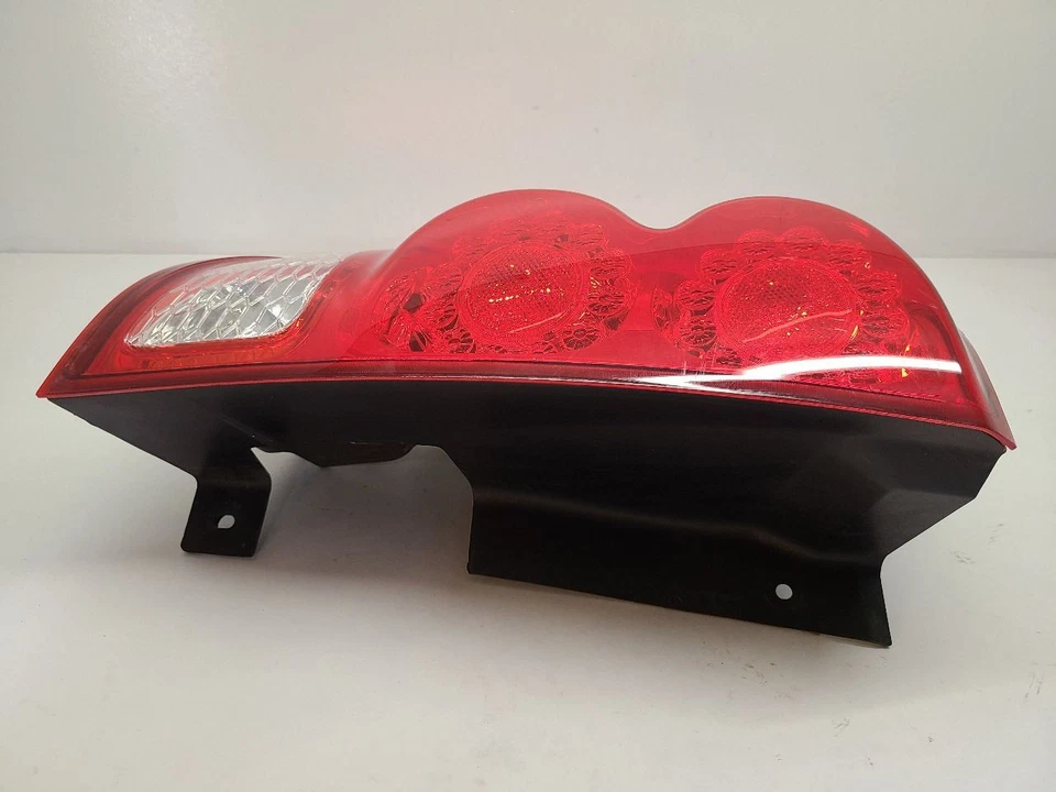2011-2020 DODGE CARAVAN LH Driver Left Tail Light 5182535AF - Image 4 of 4