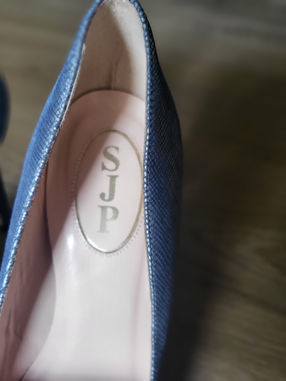 SJP Silver Pump - image 6