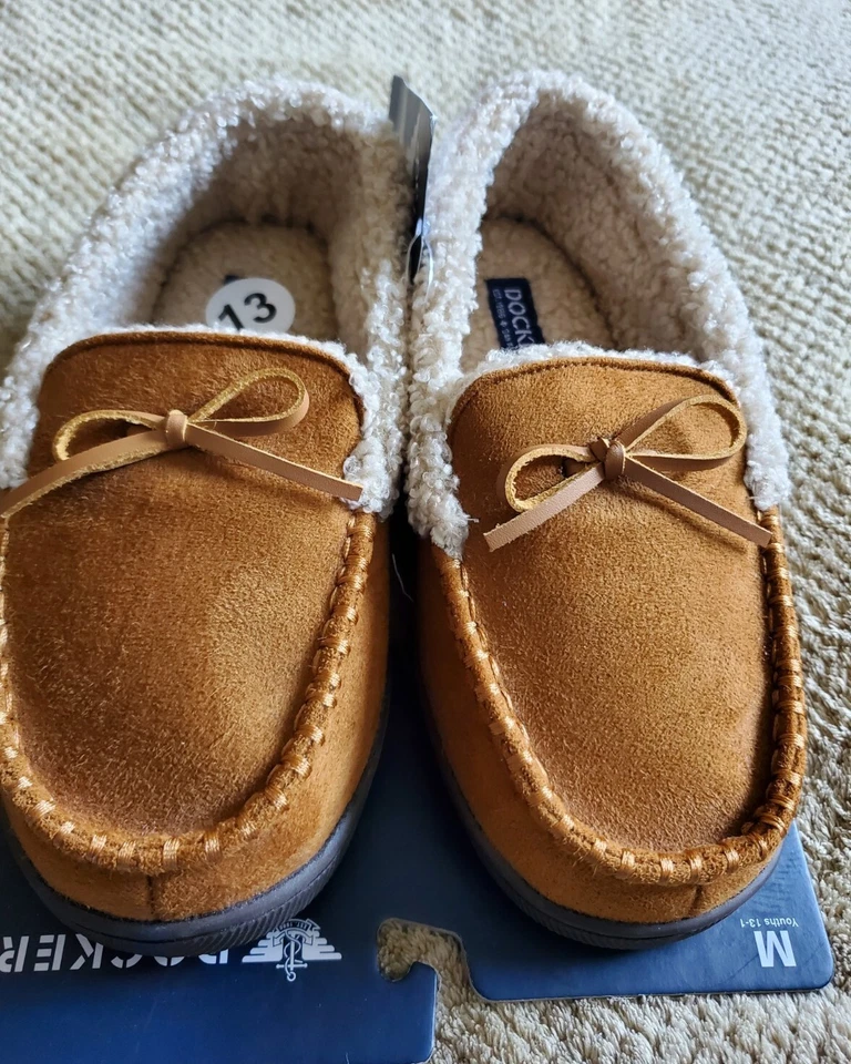 Zapatillas Mocasín Dockers Niños Interior/Exterior Piel Sintética Zapatos Acogedores Talla 13-1 NUEVO Foto 3 de 4