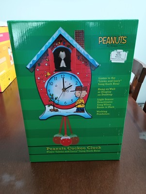 Peanuts Cuckoo Clock by Schulz plays Linus and Lucy song Snoopy Brand New