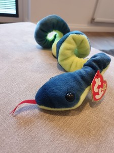 hissy 1997 beanie baby