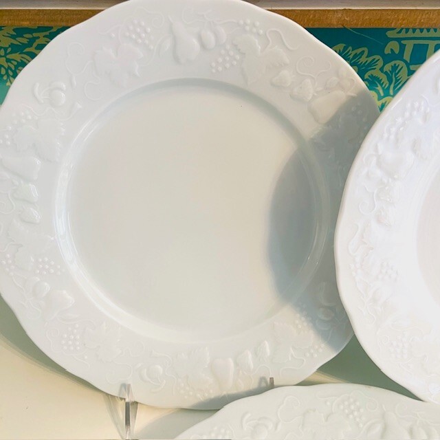 NEW philippe deshoulieres blanc de blanc Dinner plates 3 made in