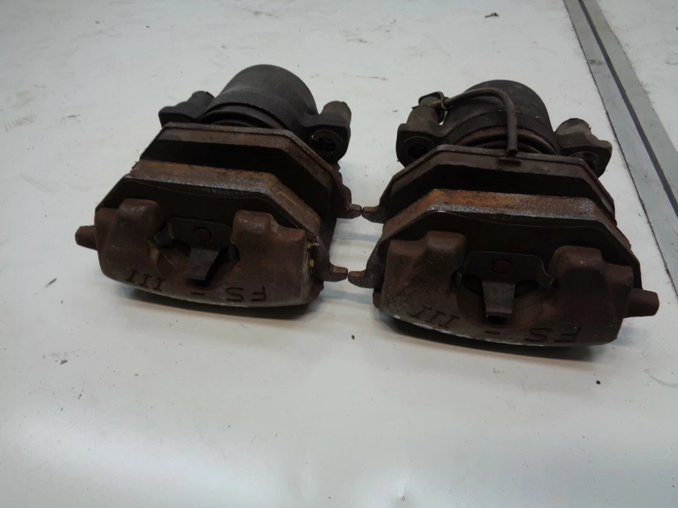 ПАРА СУППОРТОВ ПЕРЕДНЕГО ЛЕВОГО И ПРАВОГО БОКОВОГО ТОРМОЗА VOLKSWAGEN 99-05 BEETLE ОТ ОРИГИНАЛЬНОГО ПРОИЗВОДИТЕЛЯ DK910257 - Изображение 2 из 4