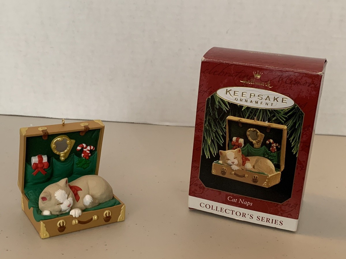 VINTAGE 1997 HALLMARK KEEPSAKE CHRISTMAS ORNAMENT  display picture 1