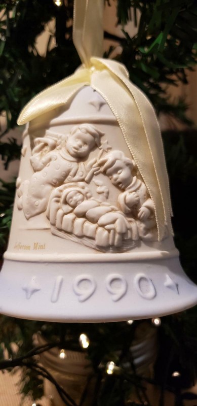 Vintage Porcelain Bisque Christmas Ornament Bell Jefferson Mint Collectable 1990