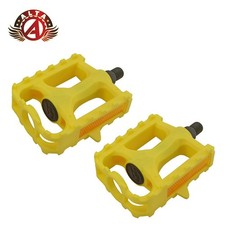 2x ALTA 1/2" MTB Bicycle Pedals Wide Flat Platform Side Reflectors Yellow Pair.