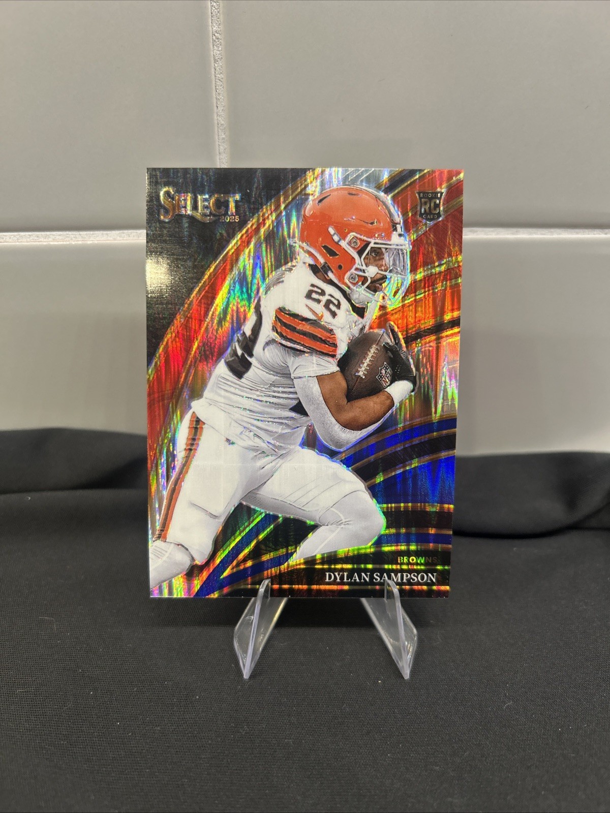 2025 Panini Select - Dylan Sampson Red & Blue Shock Club Level (RC) Browns #255