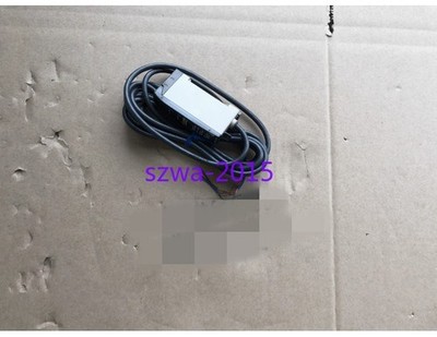 1pcs New Optical Fiber Amplifier E3X-NT21 (no box) *gb
