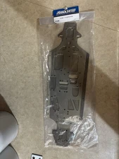 Asc81629 Team Associated 1/8 Rc8b4.1 RWB Chassis