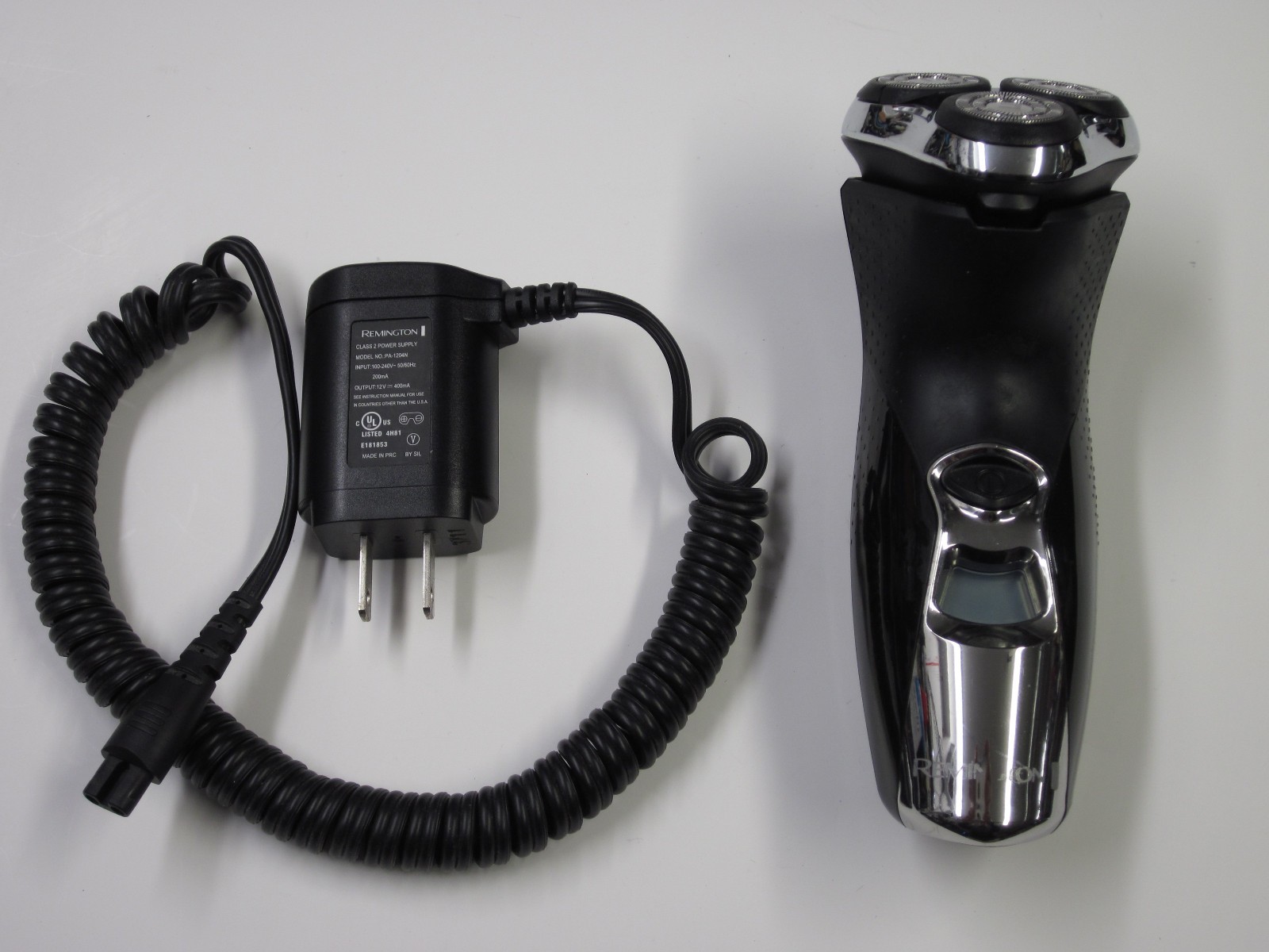 Remington R-6150 Rechargeable Men's Electric Shaver