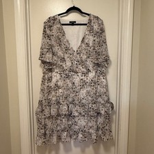 Simply Vera Vera Wang Floral Print V Neck Ruffle Tiered Dress