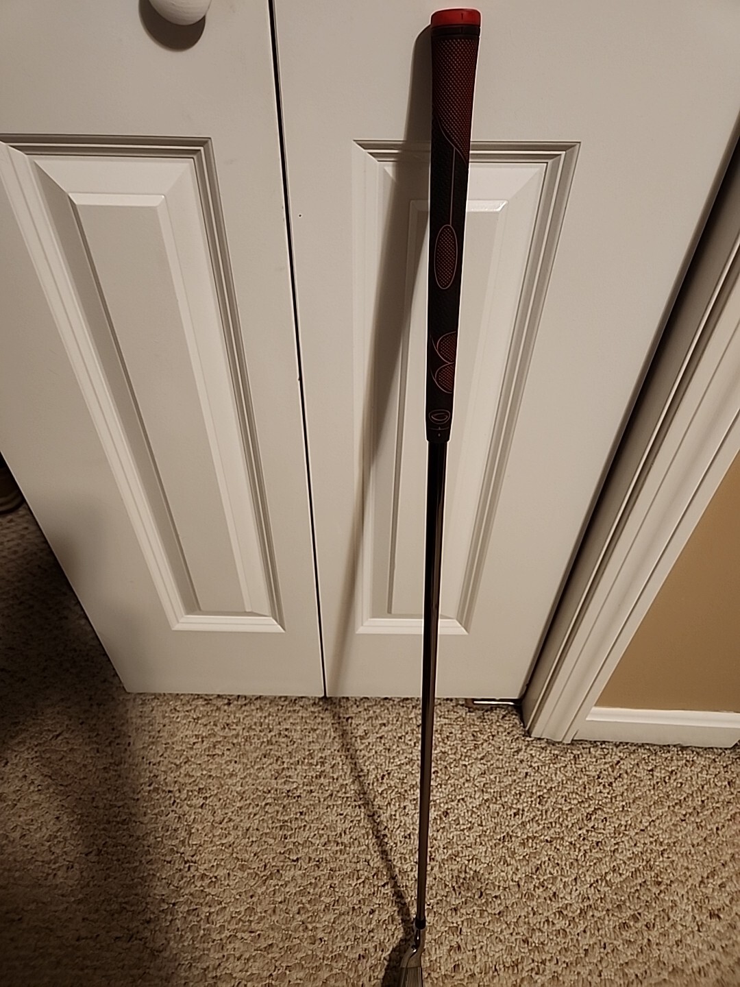 Callaway Rogue Single Graphite 8 Iron. Pre-owned, Very Good Condition. 