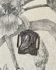Ancien Passant en métal argenté Sainte Therese de l'enfant Jésus Bracelet Bijoux