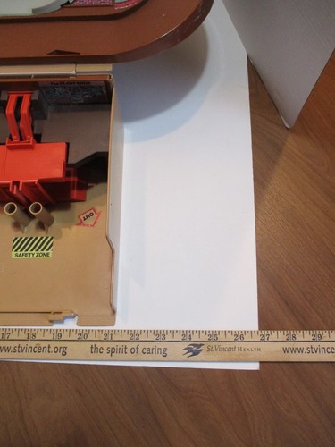 Vintage 1979 Hot Wheels Sto and Go City Play Set Service Center Missing pieces - Picture 16 of 24