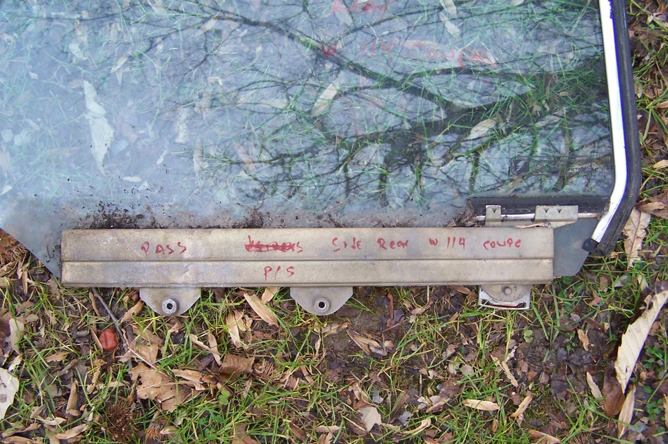 cristal trasero mercedes propietarios 250 c 280c 1971 1970 1969 1972 1973 1974 1975 usado Foto 2 de 4