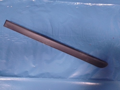 BMW 3er E46 Compact Zierleiste Seitenwand hinten links 8252379