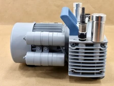 Vacuubrand ME 4 NT Vacuum Diaphragm Pump 120/230V, 80 mbar