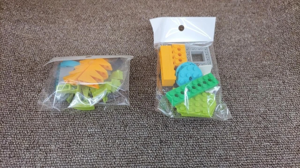 USED LEGO Education WeDo 2.0 Core Set Robot Brock Programing Toy 45300 - Image 2 of 4