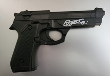 Vernon Wells Bennett signed toy gun Commando Arnold Schwarzenegger JSA coa