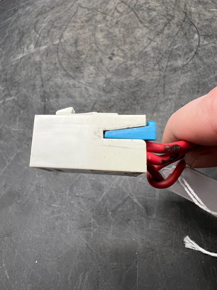 Saturn Vue 2006-2007 3,5 L OEM motor caja de fusibles conjunto coleta arnés de cableado Foto 2 de 4