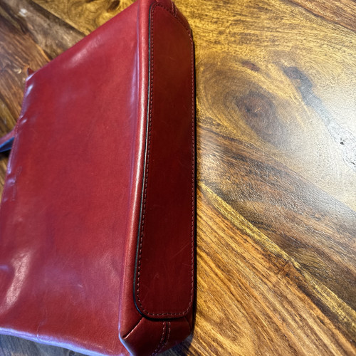 Vintage Gianni Conti Lipstick Red Leather Shoulder Bag With Tan Leather Lining - Picture 16 of 16
