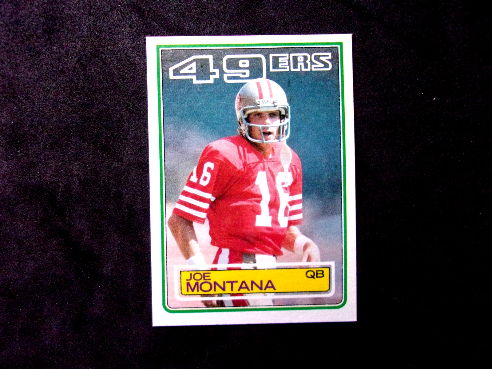 1983 TOPPS #169 JOE MONTANA IN NRMT+++CONDITION..2 PRINT LINES..49ers..HOFAMER