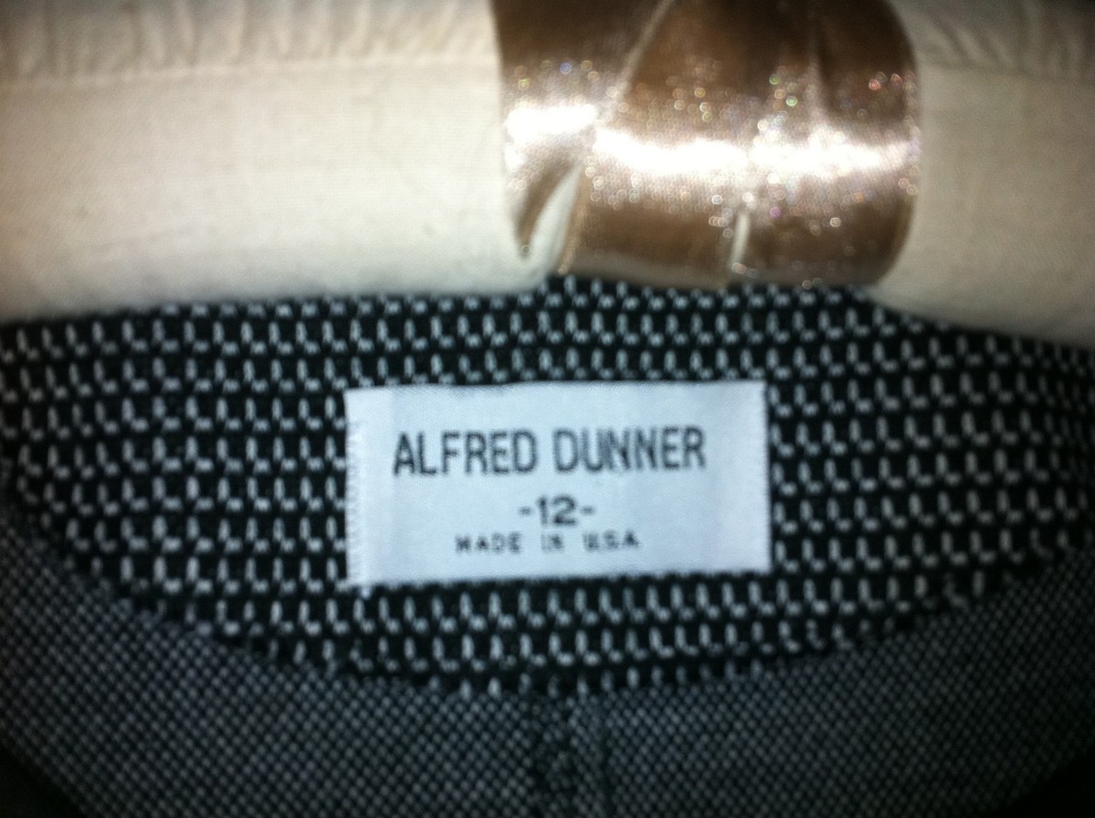 Cardigan Femme Alfred Dunner Noir Et Blanc Avec Boutons Dorés - Taille 12 - Occasion Très Bon état