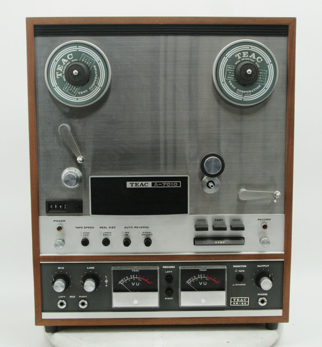 Vintage TEAC A-7010 Reel To Reel Tape Player / Recorder Deck Vintage TEAC A-7010 Reel To Reel Tape Player / Recorder Deck
