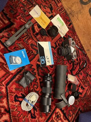 Vtg camera Yashica J7 28mm 35mm 50mm 200mm lens Manual Japan Vivitar T4  Auto