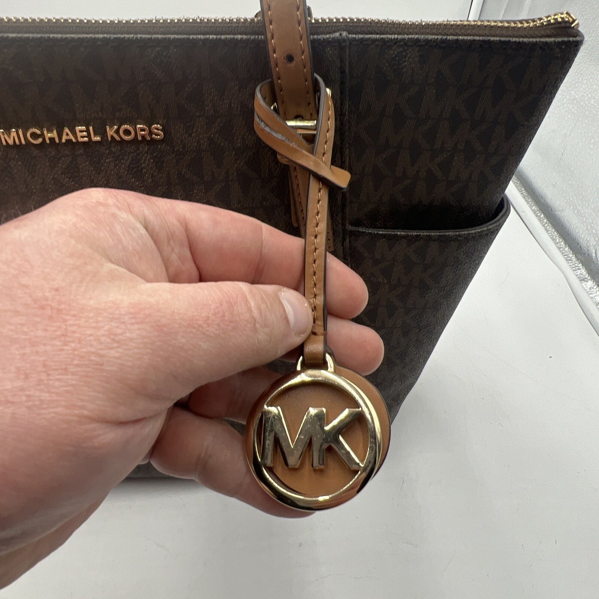 MICHAEL KORS JET SET LOGO TOP ZIP TOTE BAG 30S0GTTT1B - EX