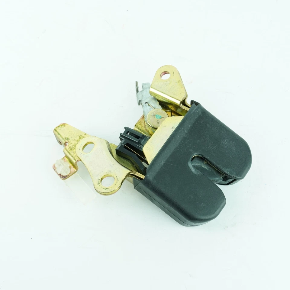 Trava de porta traseira Toyota Celica 2000 - 2005 69350-20120 3001 - Imagem 2 de 3