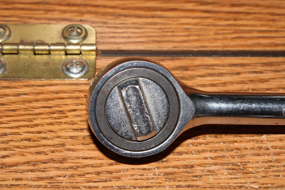 Vintage 19 Pc Crescent Tools  3/8 Drive Socket Set W Ratchet Driver - Image 3 of 4