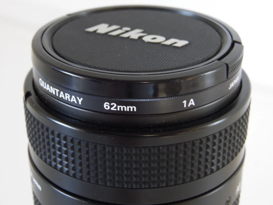 Vintage Nikon AF Nikkor 70-210mm 1:4-5.6 Zoom Lens with covers - Image 2 of 4