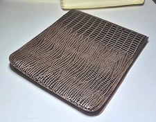 Vintage BUXTON Brown Alligator Grain Leather Slim Billfold Wallet Rich Patina