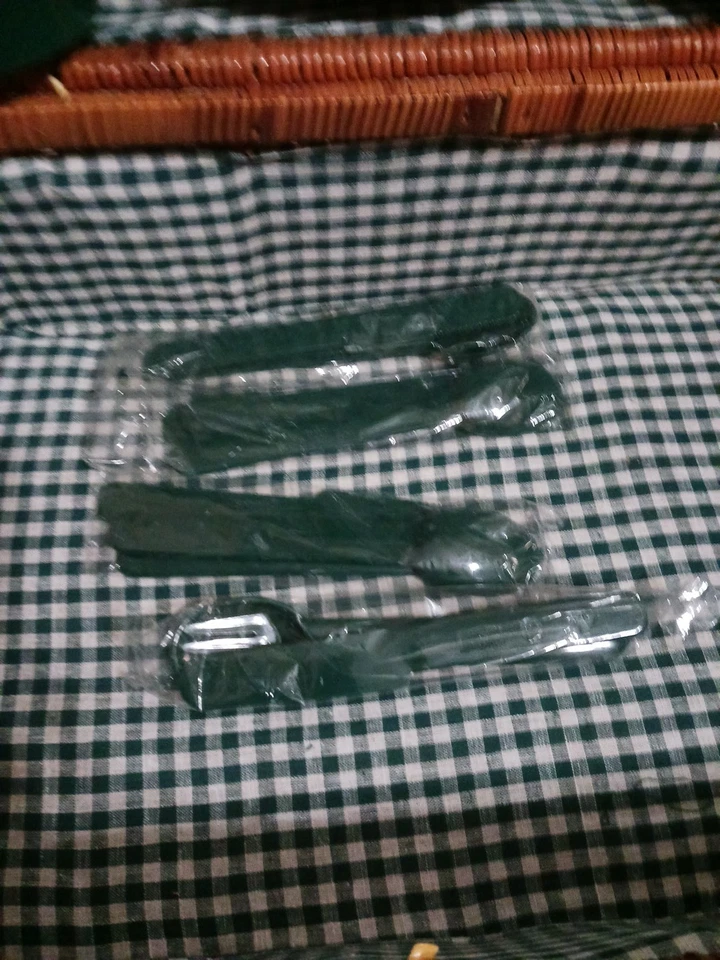 Cesta de picnic de mimbre vintage mango 12 piezas incluye cesta de utensilios de cubiertos Foto 2 de 4