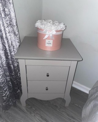 Kleiner Blumenkasten rosa und weiß