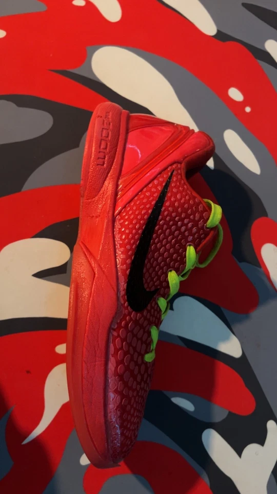 kobe 6 reverse grinch size 11 - image 3 of 4