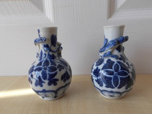 19th Century Chinese Blue & White Dragon Small Vases x 2