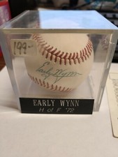 AUTOGRAPHED BASEBALL EARLY WYNN CLEVELAND INDIANS