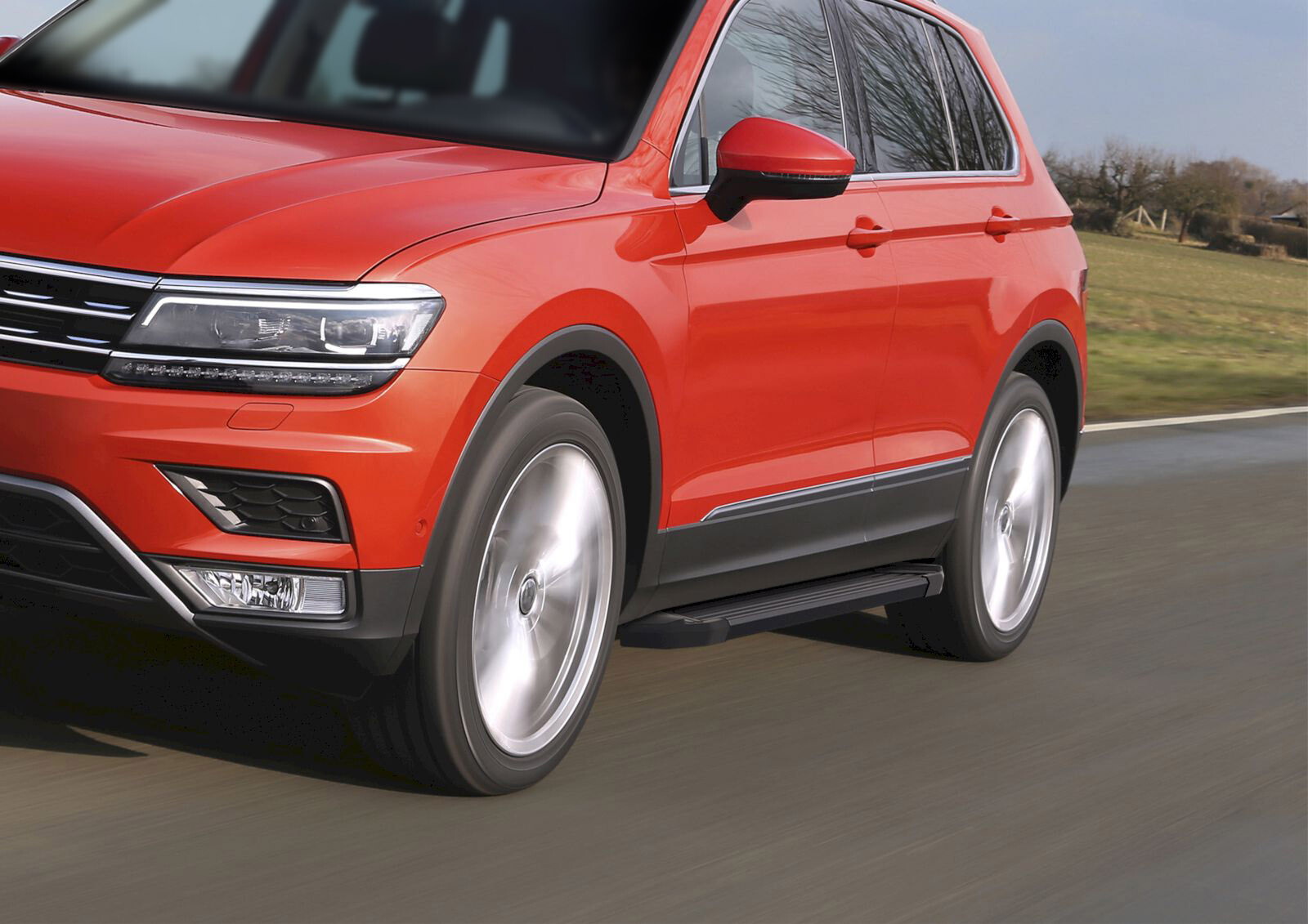 Marche pieds pour VW Tiguan 2016-2024 RIVAL aluminium noir accessoire extérieur