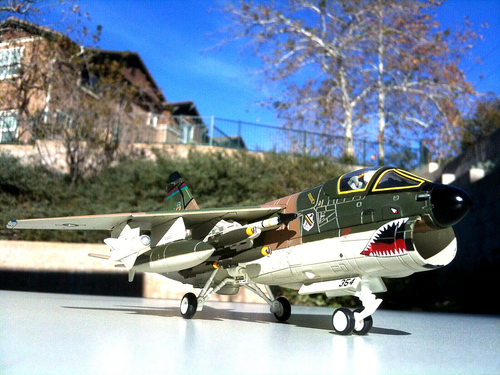 Century Wings Vought A7D Corsair II USAF TFW, 353rd TFS, Korat RTAFB 1:72 Scale - Picture 2 of 16