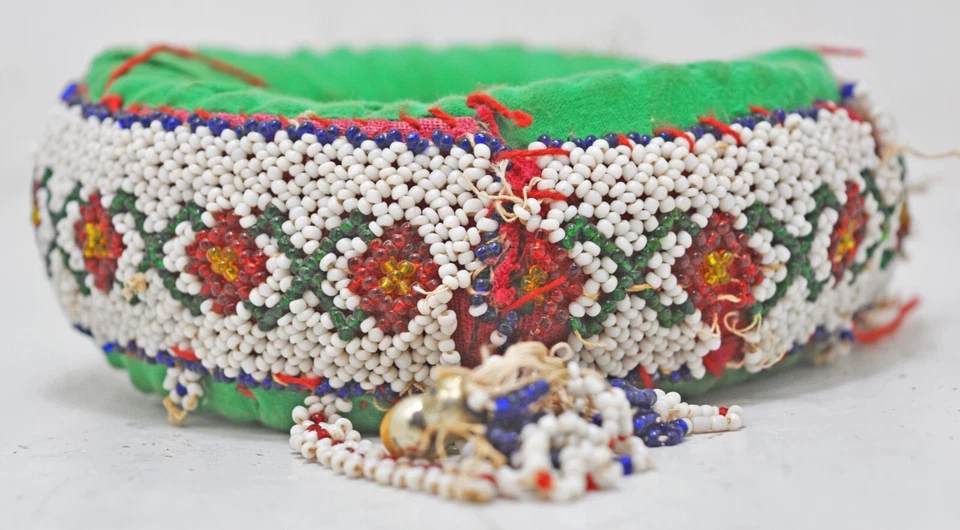 Antiguo soporte para maceta anillo redondo de tela original cuentas antiguas hechas a mano trabajo Foto 2 de 4