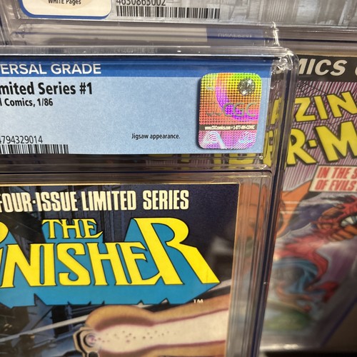 Punisher série limitée 1 CGC 9,6 pages blanches 1/86 - Photo 3/5