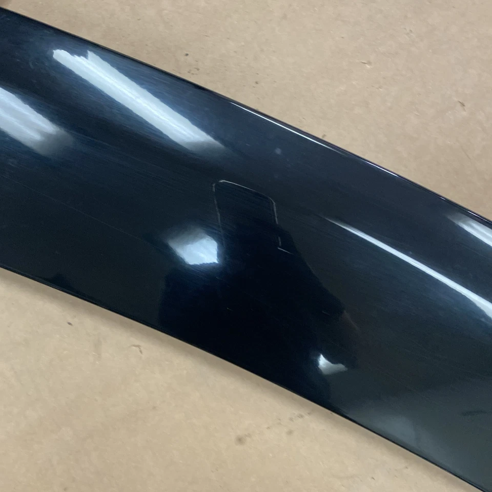 Alerón trasero Subaru Impreza 2008 2009 2010 OEM código de color blanco sedán 32J Foto 3 de 4