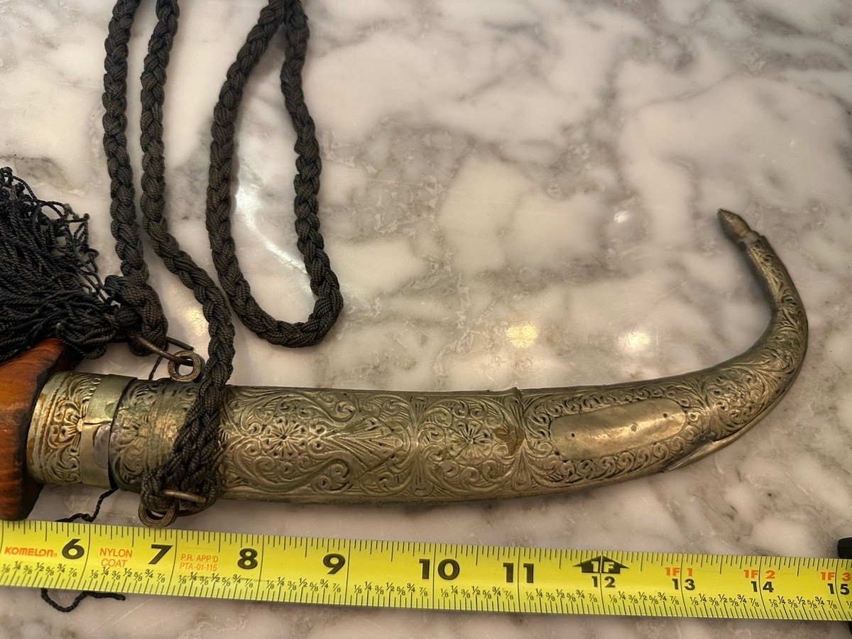 Vintage Middle Eastern / Arab Jambiya Dagger Knife w/ Brass Sheath